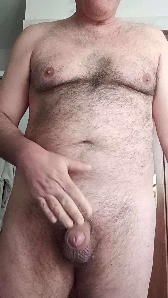 Setesesso7: 我一边观看色情视频一边享受单人打手枪
