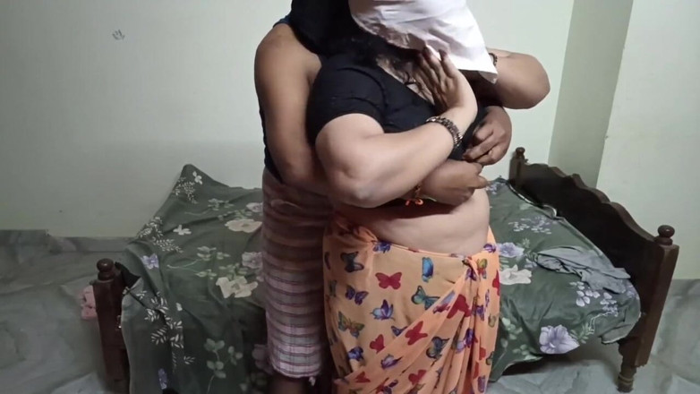 Telugu-fuckers: desi sauteli bahan dogi stail haard-kor raiding strok ke saath...