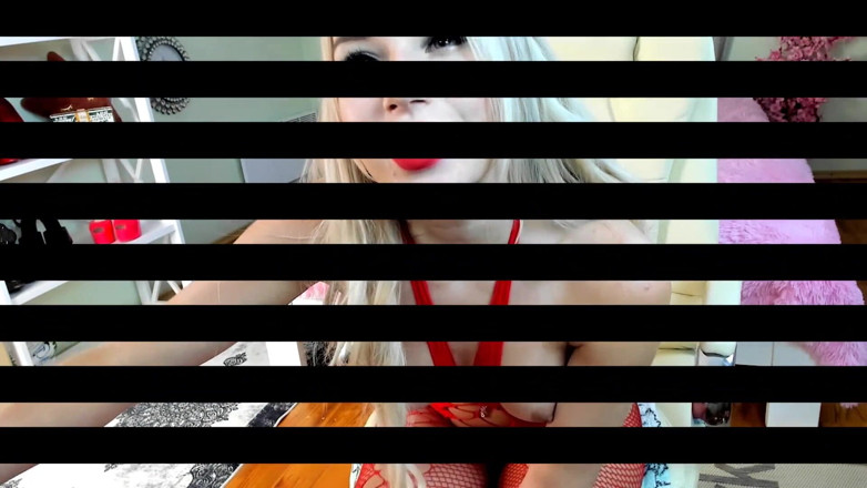 BabyMammySix: ストラップスパンキングセクシーなお尻とハードオナニー