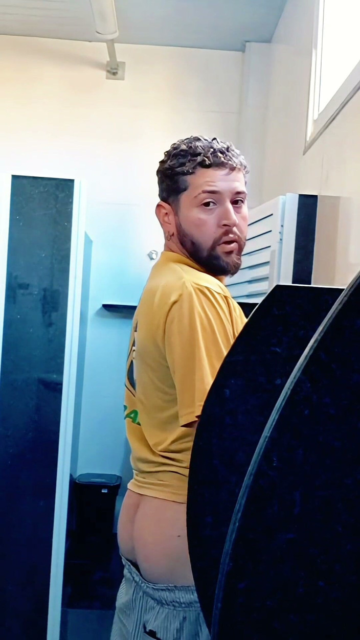 Marcosninfo: Check Out the None Guy's Huge Cock