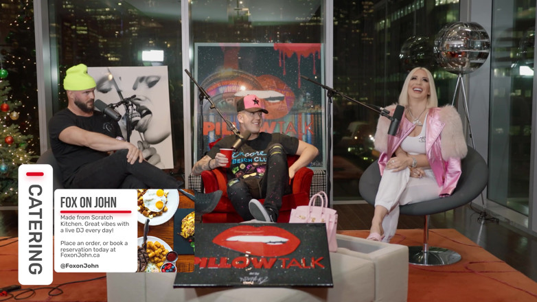 Pillow Talk: Девушка с покрывалом Playboy Melissa Envy идет глубоко