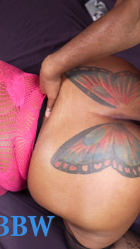 Ebony BBW Gives Deepthroat & Gets Fucked