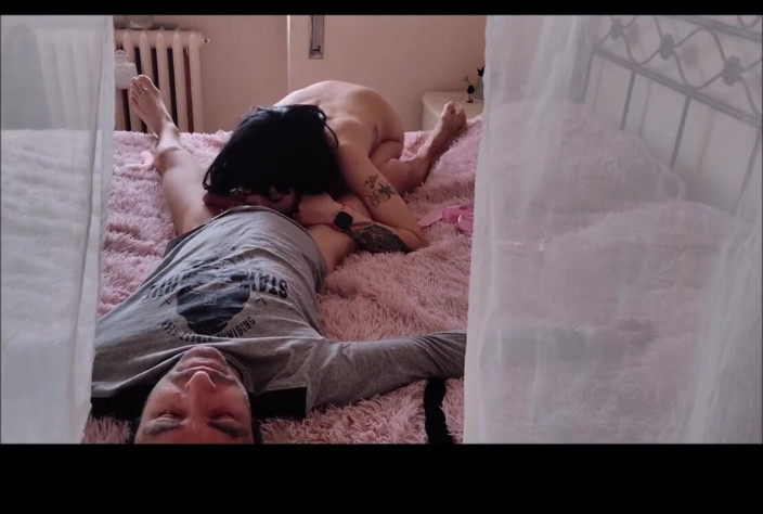 savannahamatoriale: Můj první pár sexuální klip (s Chantal Kanálem)