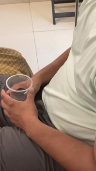 Ateşli sekreter terfi almak için otel patronuna geliyor