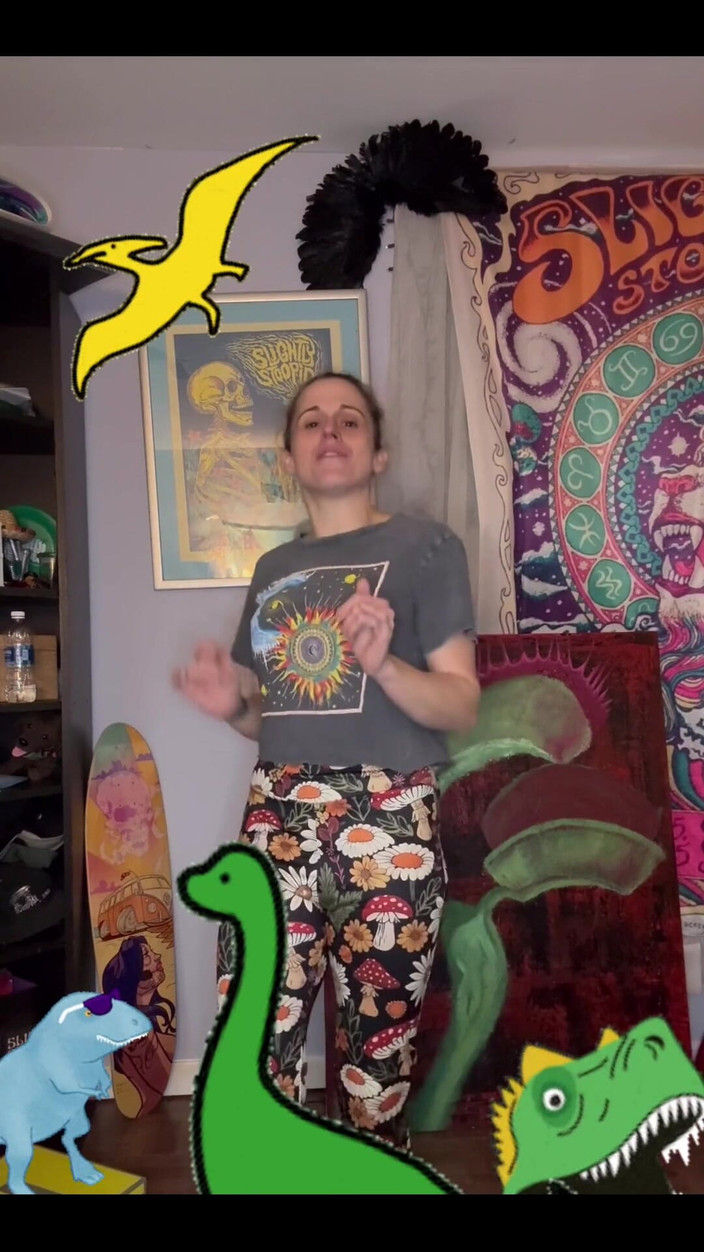 Suzy Wylde: We Are Dino Dancing!