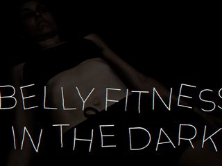 Wamgirlx: Burtă de fitness în întuneric