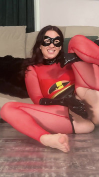 Elastigirl Squirta Più Volte - Cosplay E Squirting