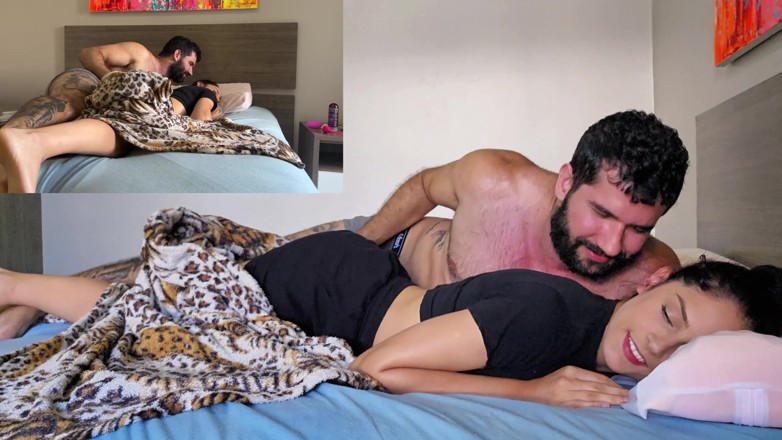 Shamelesscouple: Probuď se holka šuká všechny díry je nejlepší způsob