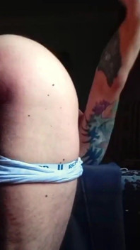 Sesso anale masturbazione bisessuale