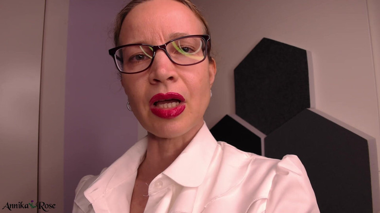 Annika Rose: Findom! Você paga!