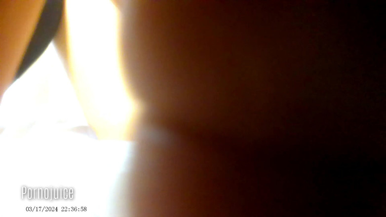 PornoJuice Faphouse: Школярка отримує кремпай у головній ролі Тоня Сінн