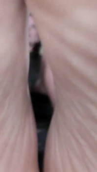 Tiruan Footjob