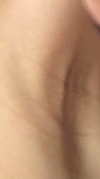 Madura morena milf disfruta apasionadamente la adoración de axila