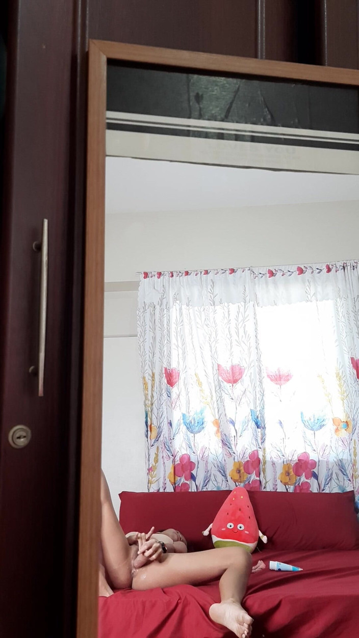 creamberryfairy: Miror neukt