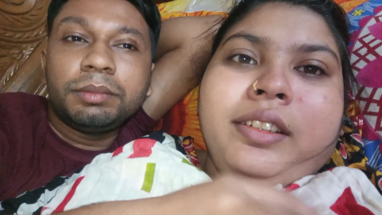Desi Video BD: 德西哥与她的丈夫玩得开心 2025