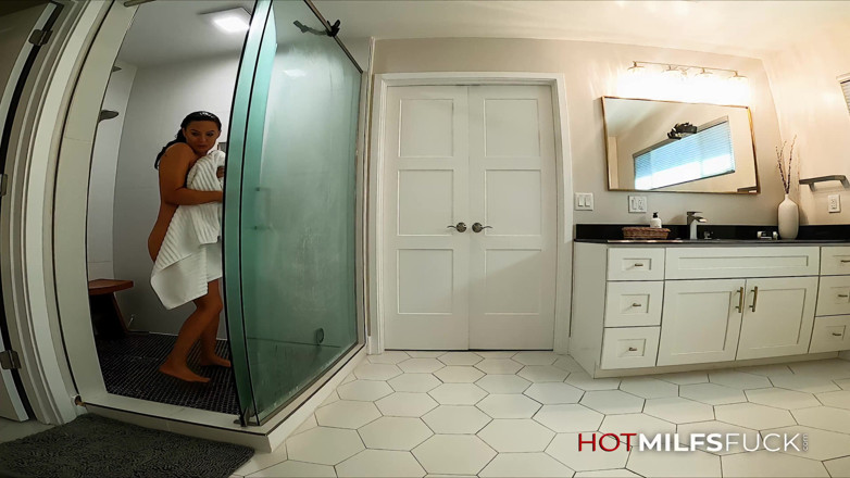Hot Milfs Fuck: Wow! That Was Fun