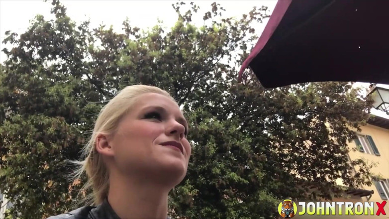 John Tron X: Johntronx - Busty Blonde Girl Fucks Me Like a Pro!