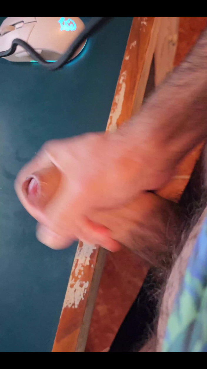 Ravingr: Quick Cum Shot