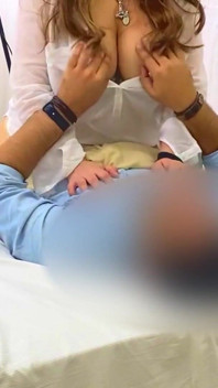 Adik tiri bertetek besar Faustina Pierre dapat creampie besar-besaran