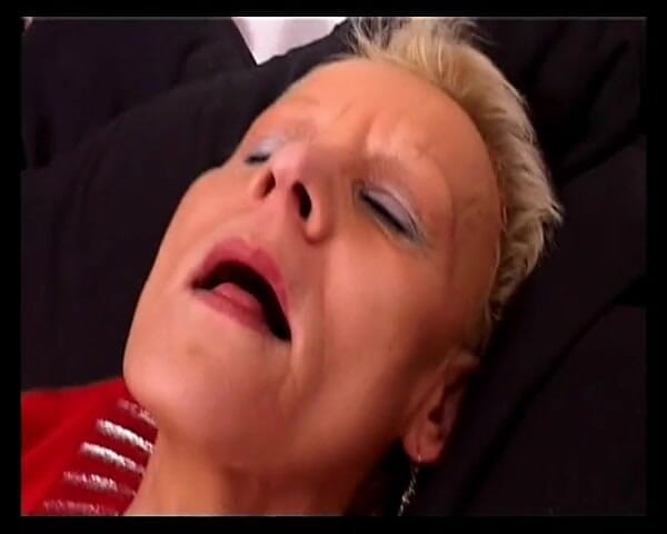YOUR FIRST PORN: Old Cunt Needs Cum on Her Face