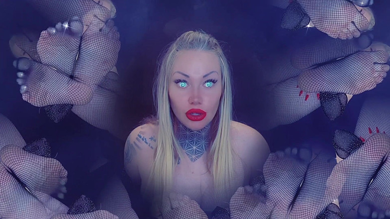 Goddess Misha Goldy: Moje nohy, točitá, tě odvedou z kundičky navždy