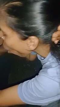 Boquete série tendo boquete atrás do caminhão à meia-noite