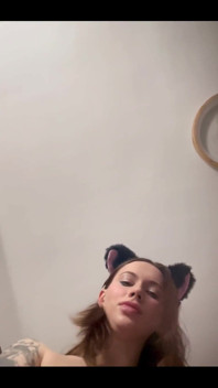 I'm Playing with My Cock and I Have an Anal Plug Inside Me