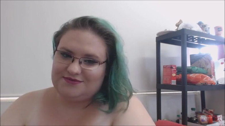 LaLaDelilah: BBW, fétiche, jeu de ventre