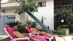 Bareback porn with straight boy: 2人のKyoung男が屋外でセックス