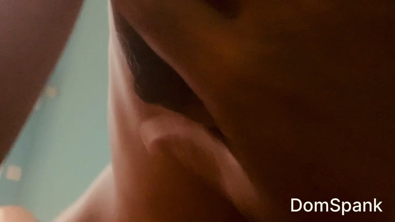 RealDomSpank: 黑人模特美女被狠操，让她享受我的鸡巴