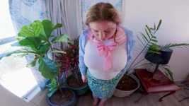 Frații vitregi încearcă gaura anală în baie
