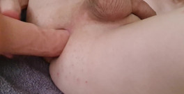 Prettyboi2000x: ヘンロみんな!昨日撮ったちょっと楽しい動画で帰ってきました!2ディルド1ボイ