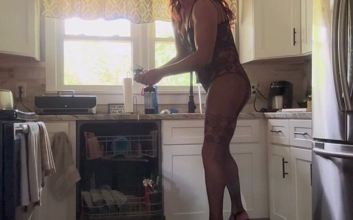 Orlandi480: Sissy Crossdresser Housemaid Doing Chores