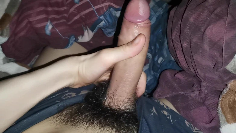 SEXY_GUYBEST: 美丽的从夜晚的过度刺激中流出