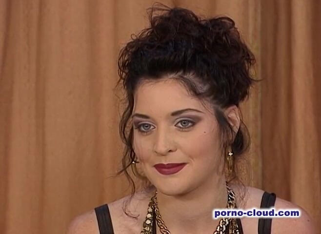 Porno Cloud: Extrem anal with Colette Sigma