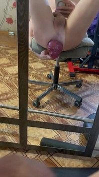 Mă Întind Pe Spate Și Îmi Arăt Prolapsul Anal Când Nu E Nimeni Acasă