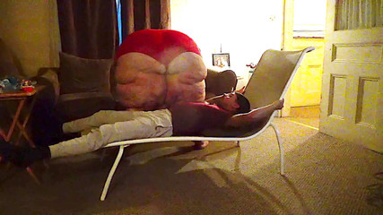 Full Weight Productions: Ratu nora bikin pria ini panik & berakhir