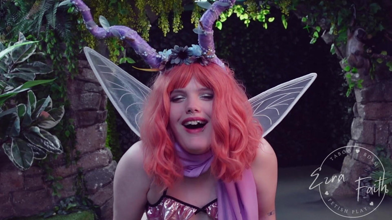 Ezra Faith: O întâlnire Feywild: Contractul Tricksy Faerie's