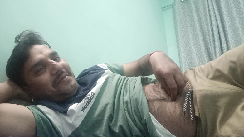 Rajasthani-old-lover: Indiano desi uomo sesso e mostra doccia scarpe e masturbazione