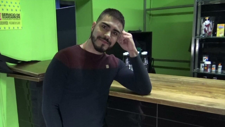 ARAB FUCKERS WITH HUGE COCKS: Beau Latino Baise Par Un Mec Barbu