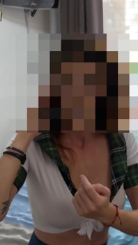 Saya Mengongkek Lelaki It Semasa Bercakap Dengan Suami Saya Dalam Telefon