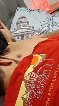 Gelitik Kejam Dalam Aksi Penuh