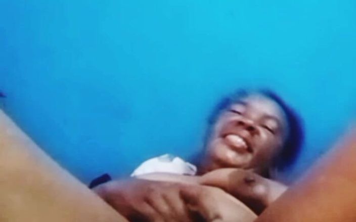 Sugarmama video call mutual masturbation: Mamma spelar sin fitta på videosamtal ep5