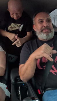 Antonio Tita fue etiquetado por curiosidad y casi pierde a su preciosa chica a manos de Bruno Diferente.