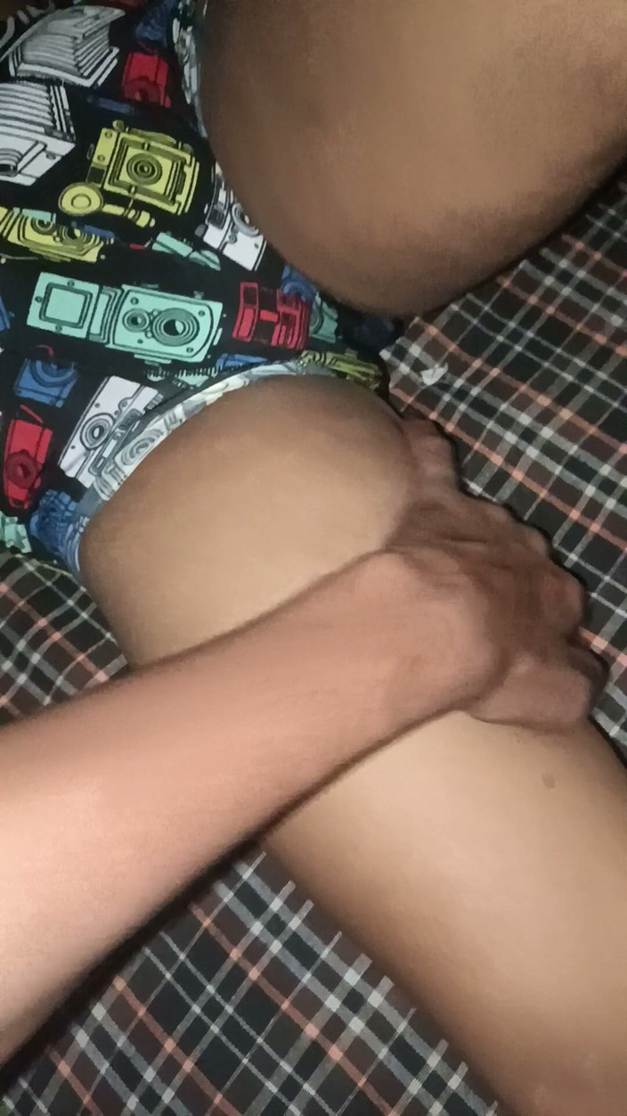 The_Secret_Couple: Eu e minha namorada casada no meu quarto de albergue