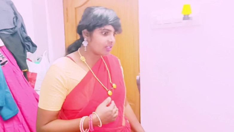 Telugu honey lips: Indiskt sex. Desi vacker röd Saree styvmamma tyvärr jävla styvson...