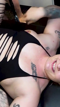 Creampie Gangbang with Plump Housewife Jessie - Blonde Big-ass Slut