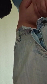 Due amiche si masturbano e vengono in jeans