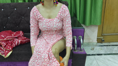 Saarabhabhi6: Young horny step mother wants the dick of her younger...