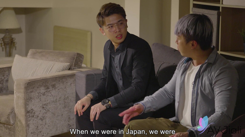 AV Jiali: Slečna Stacy a její kamarádi modelky se snaží vyhrát velký...